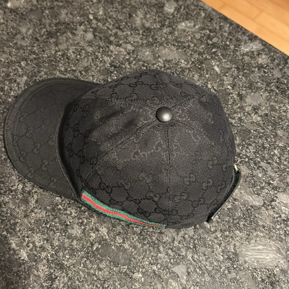 🦁 Gucci Signature GG Monogram Baseball Hat - Picture 15 of 16